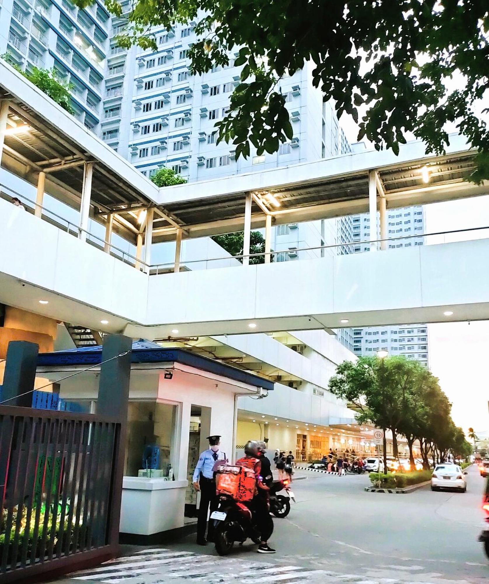 Grass Residences Rendezvous - Sm North Edsa Manila Dış mekan fotoğraf